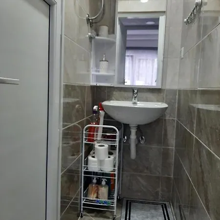 Apartament Almira *
